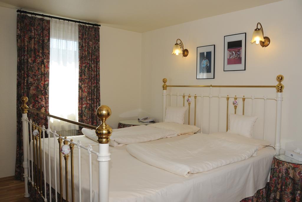 Hotel Admiral Wiesbaden Room photo